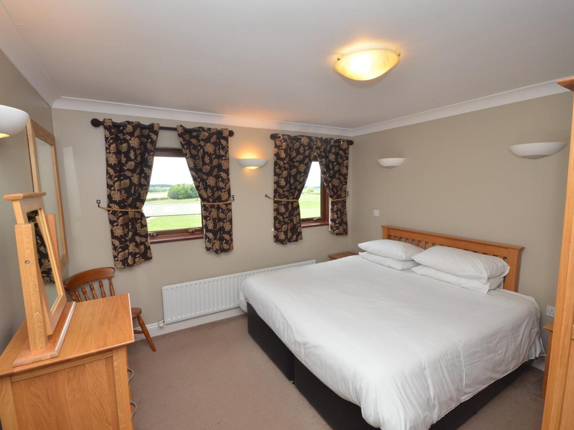 Plawsworth Hall Serviced Cottages And Apartments Durham Room photo